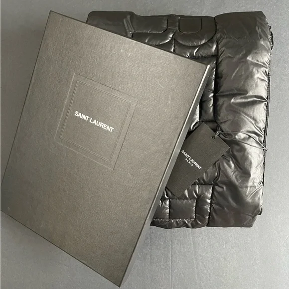 NEW SIGNATURE SAINT LAURENT PUFFER SCARF IN NYLON BLACK - Picture 5 of 12